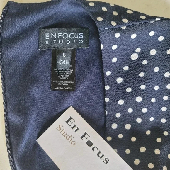 NWT En Focus Studio Women Navy Blue Polka Dot V-Neck Jumpsuit sz 6 - Picture 11 of 12
